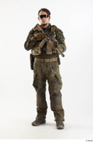  Photos Frankie Perry Army KSK Recon Germany Poses standing whole body 0001.jpg